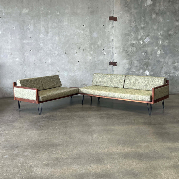 Pre-Owned Casara Modern Custom Sectional With New Fabric & Foam
