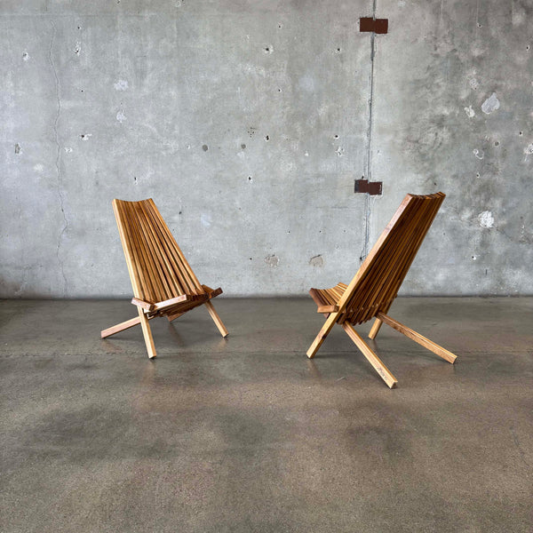 Pair of Solid Teak "Molino" Fording Lawn Chair