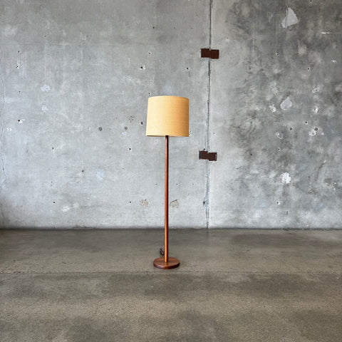 Mid Century Modern & Vintage Floor Lamps