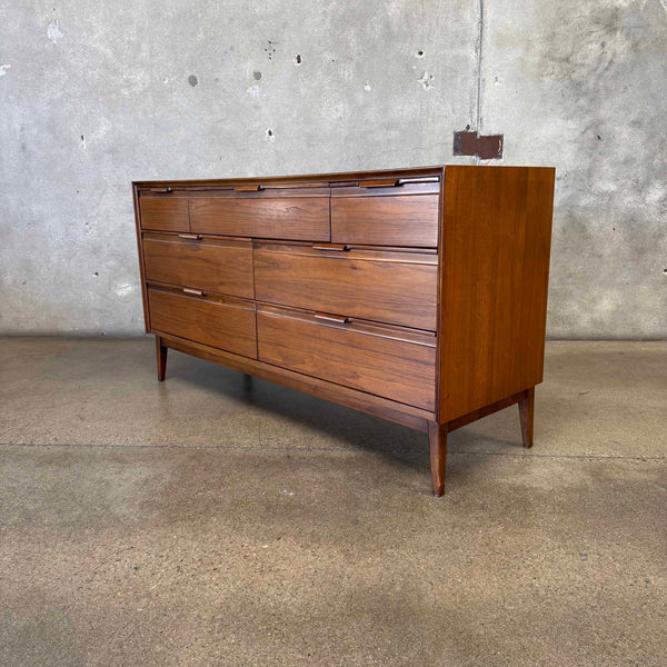 Mid Century Modern Walnut Dresser By American of Martinsville