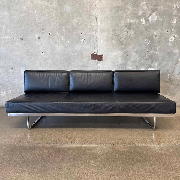 Cassina Le Corbusier LC5 Black Leather Daybed Made in Italy