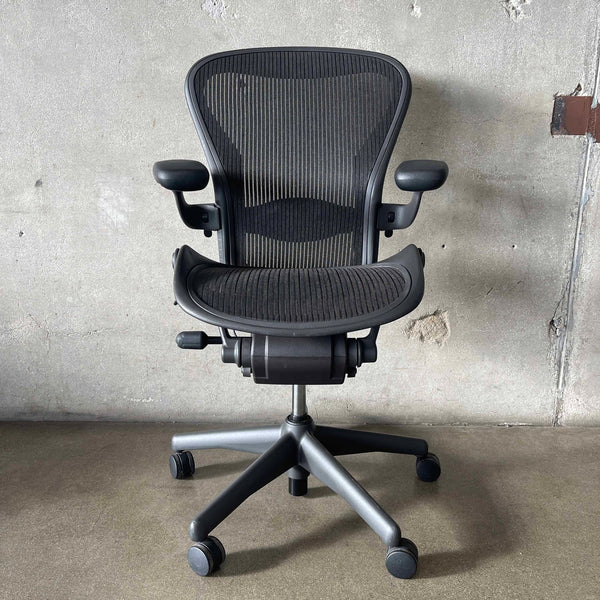 Herman Miller Aeron Chair - Size B