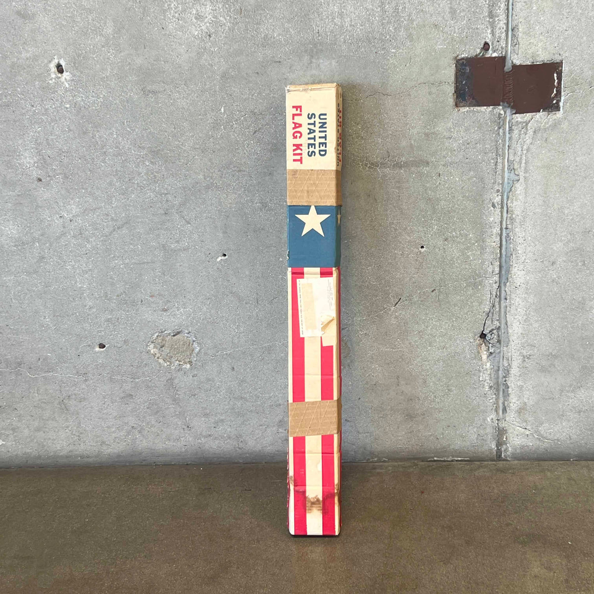 Vintage United States Flag Kit In Original Box With Eagle Topper