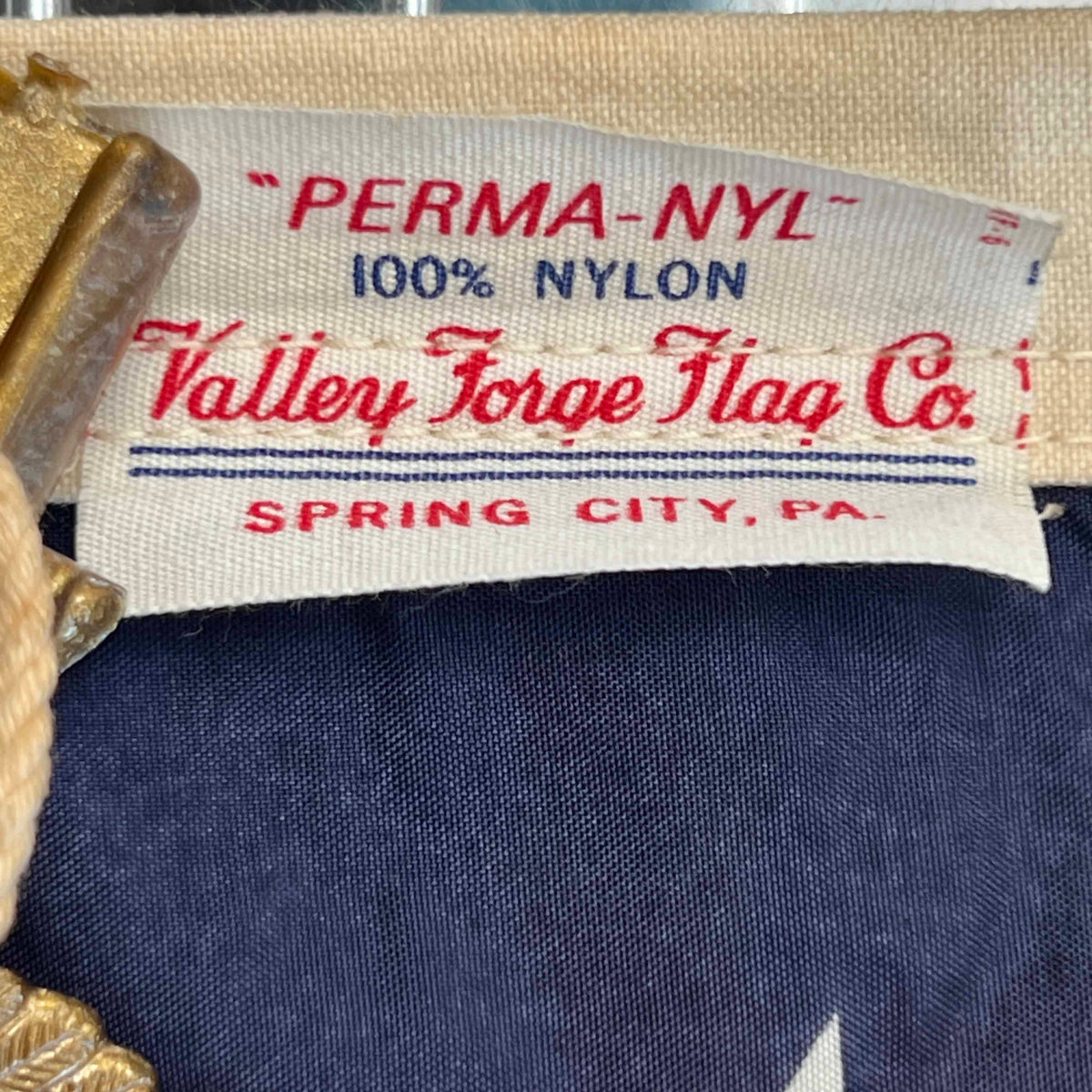 Vintage United States Flag Kit In Original Box With Eagle Topper