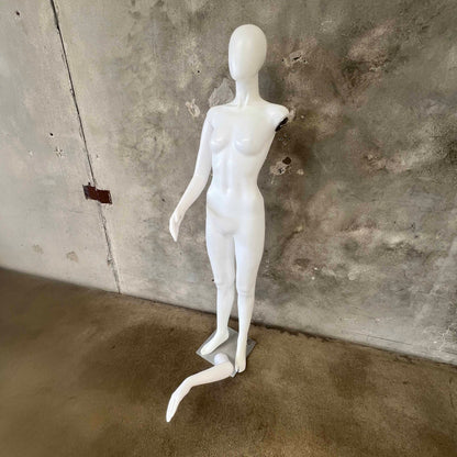 Mannequin With Chrome Stand w/Removeable Magnetic Arms
