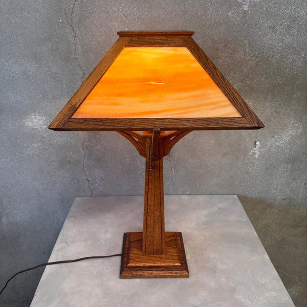 Arts & Crafts Frank LLoyd Wright Style Lamp