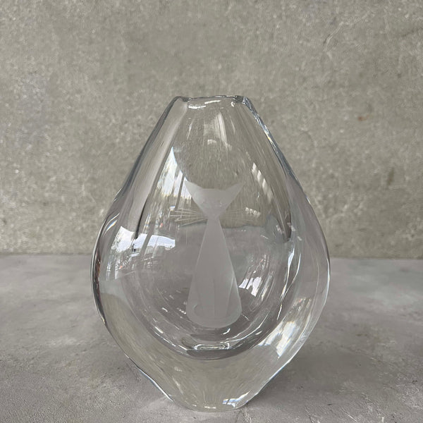 Orrefors Crystal Tear Drop Vase Etched Cat