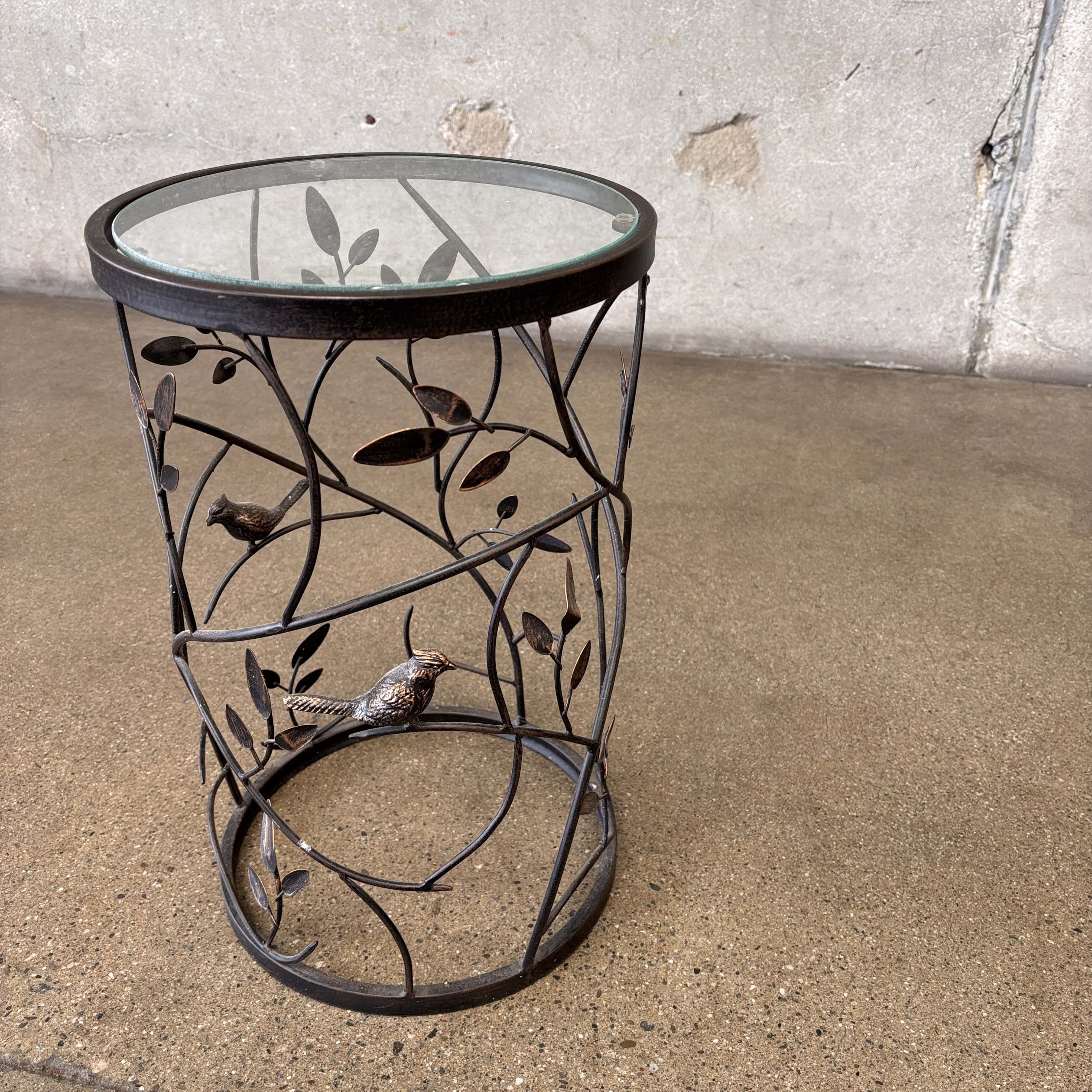 round plant rack Metal Small Round Side Table / Plant Stand With Branches & Birds