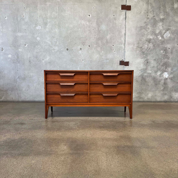 Mid Century Modern Walnut Dresser By Johnson Carper Circa 1955