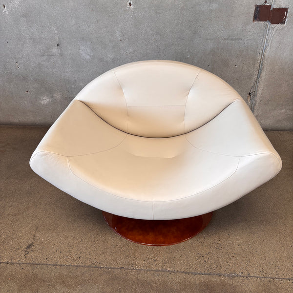 Vintage Cream Leather Gaviota Lounge Chair By Ricardo Fasanello, 1970s