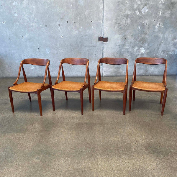 Set of Four Mid Century Dining Chairs By Johannes Andersen For Moreddi