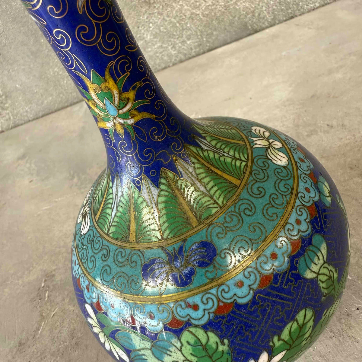 Lao Tian Li Chinese Cloisonne Vase C. 1890 Qing Dynasty