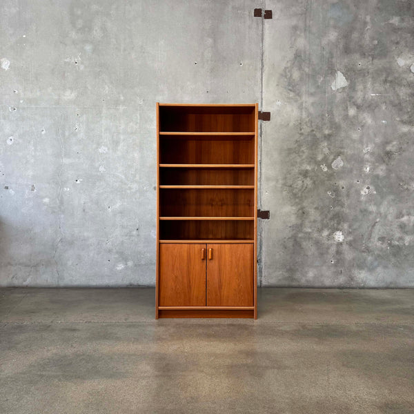 Danish Modern Teak Bookcase By UP Mobelfabrik