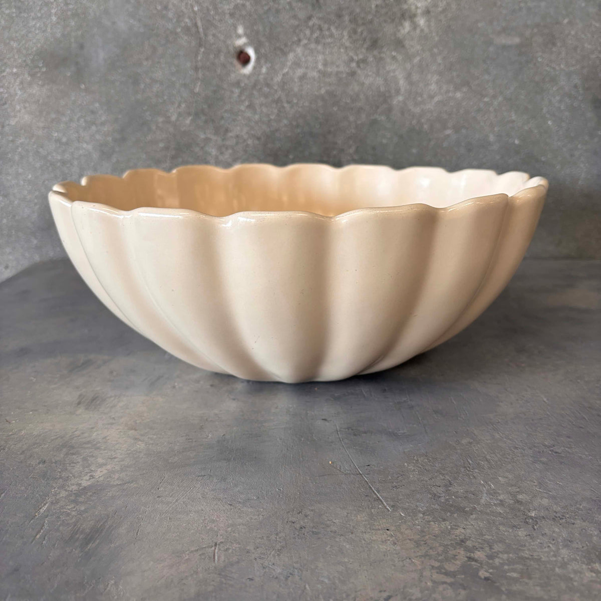 Catalina Island Pottery Large Pearly White Scallop Bowl