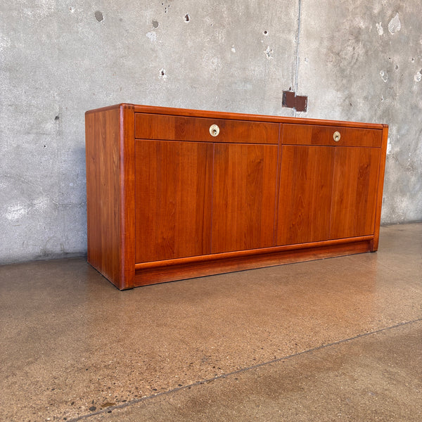 D Scan Mid Century Modern Teak Credenza