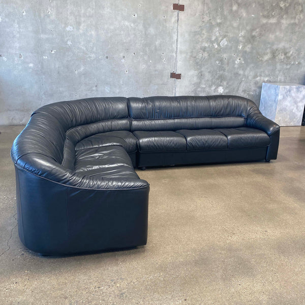 Italian Black Leather Sectional Sofa Couch by Salotti Natuzzi