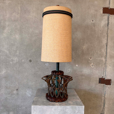 Vintage & Mid Century Modern Lamps