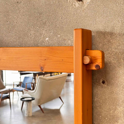 Scandinavian Pine Drawers With Mirror