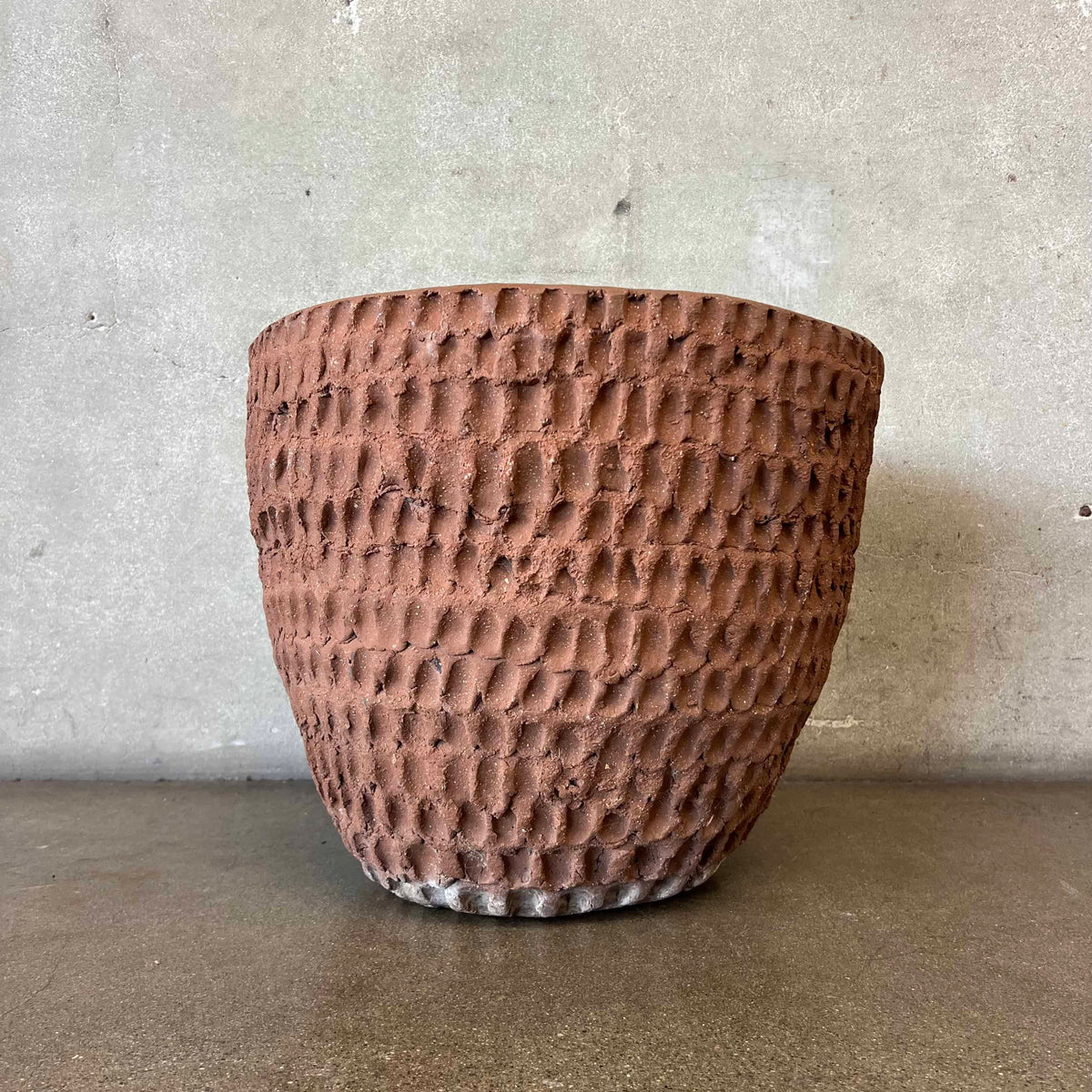 Early Vintage Hand Thrown and Textured Stan Bitters "Thumb Pot"