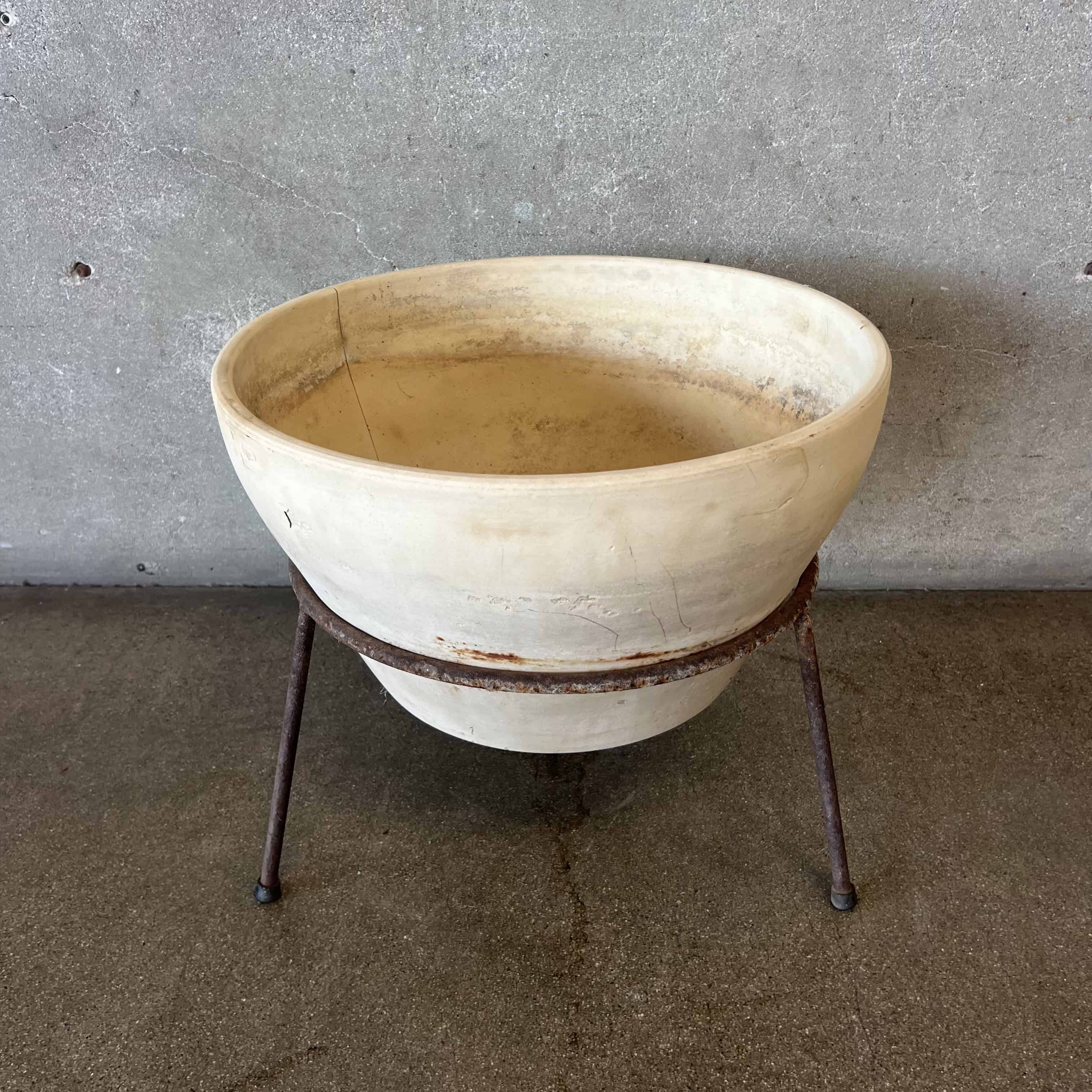 mid century modern plant pot and stand Early Mid Century Modern F-12 Bisque Pot With Original Stand