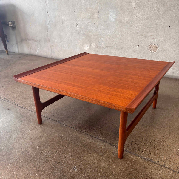 Vintage Teak Coffee Table "Made in Japan"