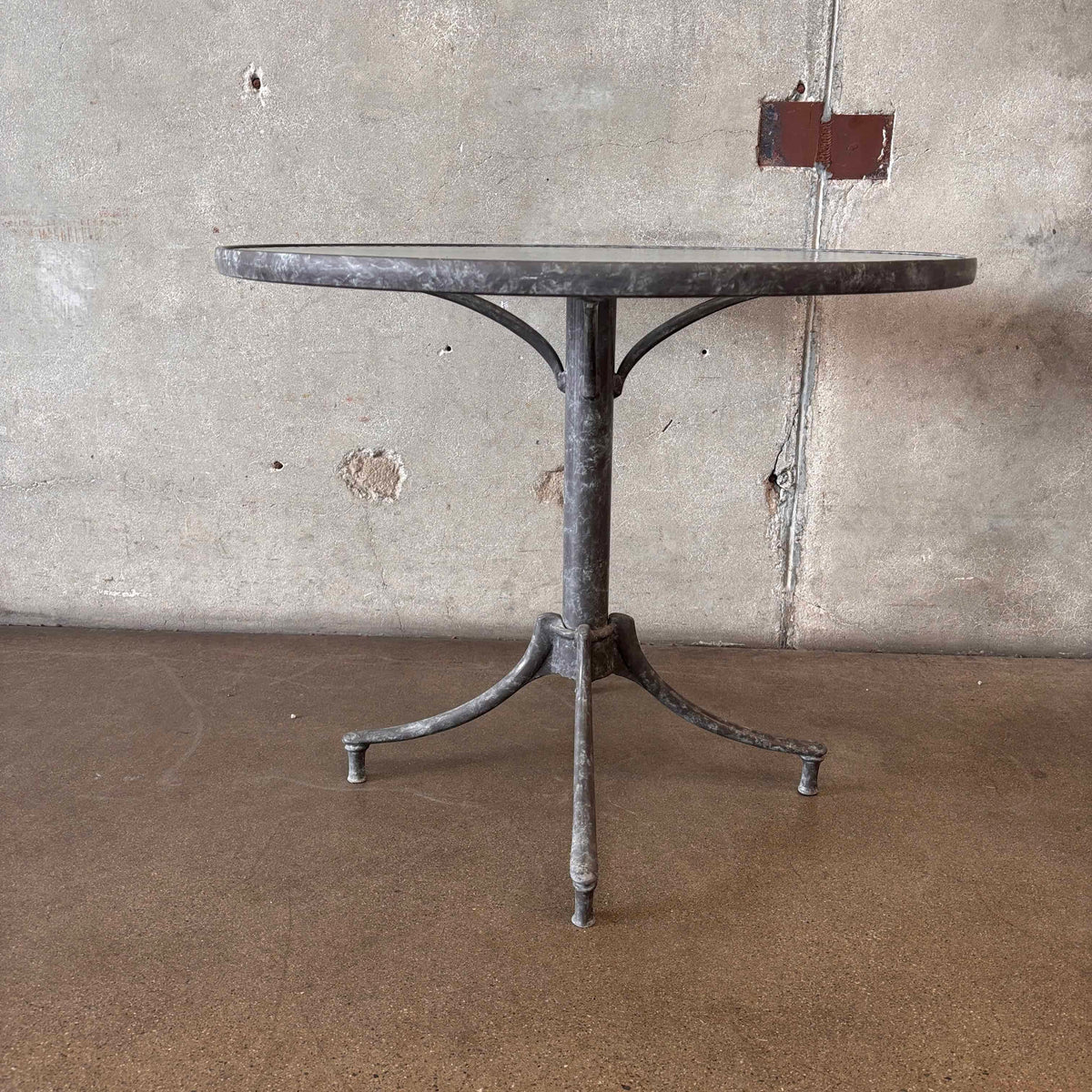 Brown Jordan Aluminum Patinated Table and Four Chairs