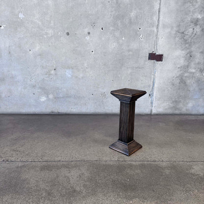 Vintage Split Reed Pedestal