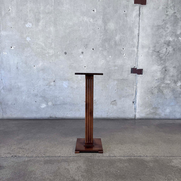 Vintage Split Reed Pedestal