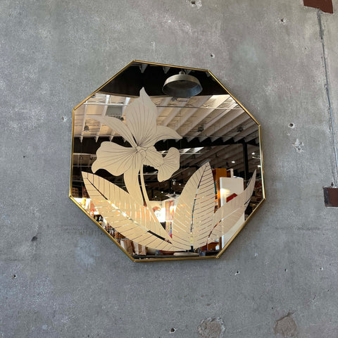 Vintage & Mid-Century Modern Decorative Wall Mirrors in Long Beach, CA