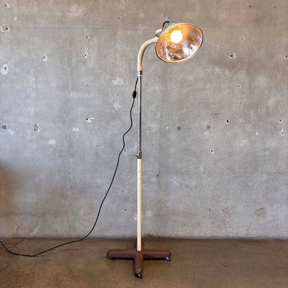 1950s Castle Sybron Medical Rolling Floor Surgery Lamp