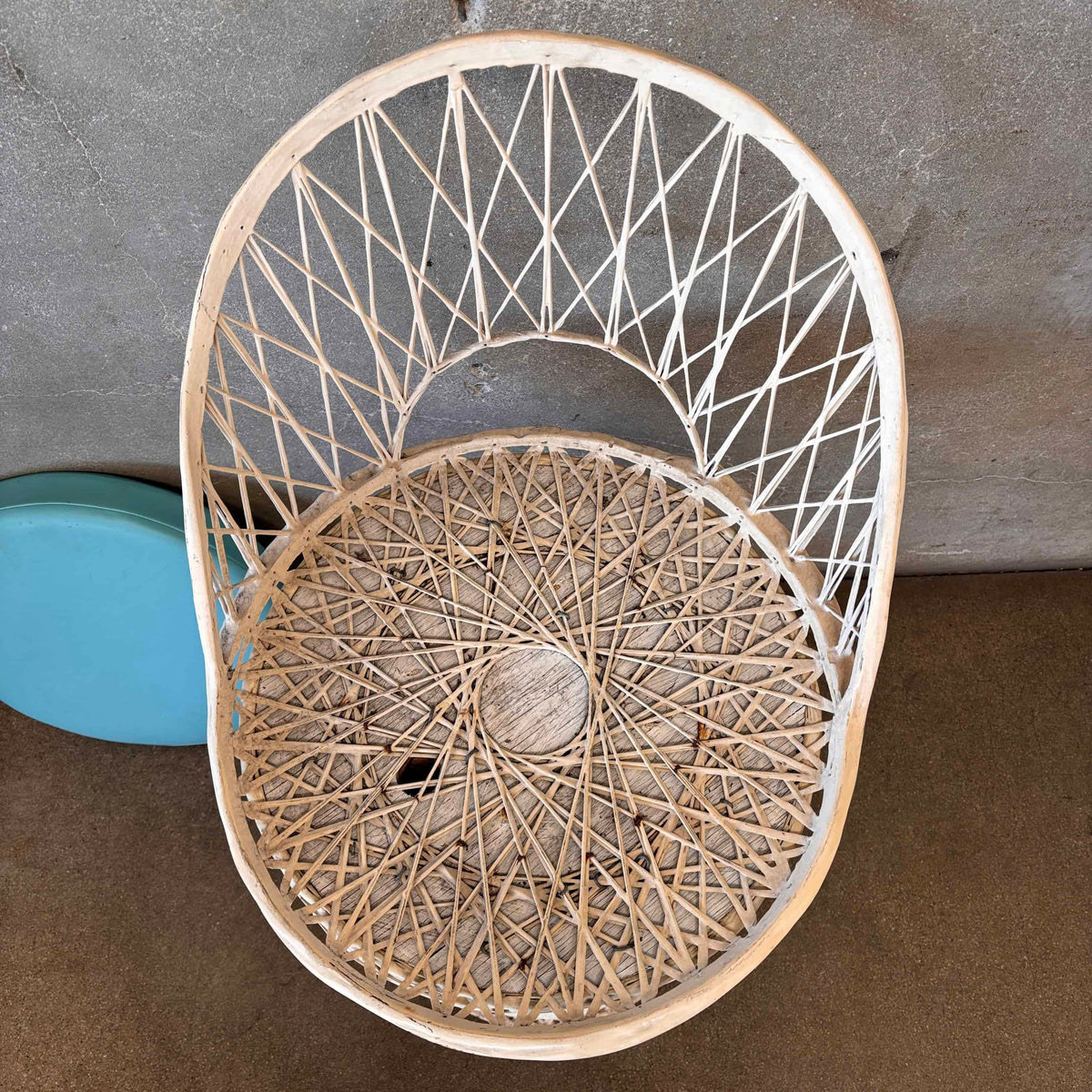 Mid Century Modern Spun Fiberglass High Chair by Russel Woodard