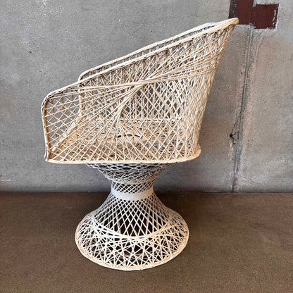 Mid Century Modern Spun Fiberglass Chair