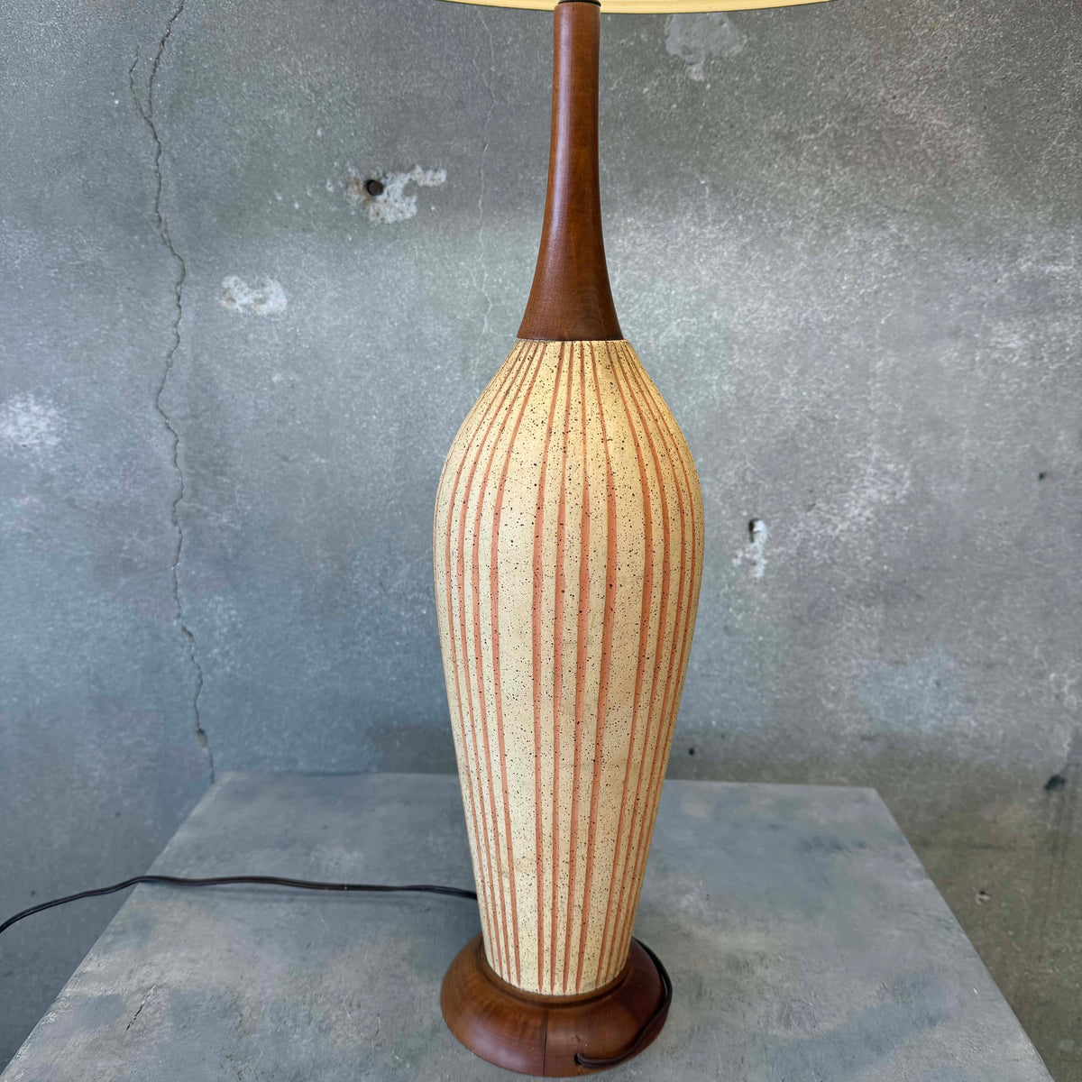 Mid Century Modern 1970s Table Lamp Pottery & Wood w/ Shade