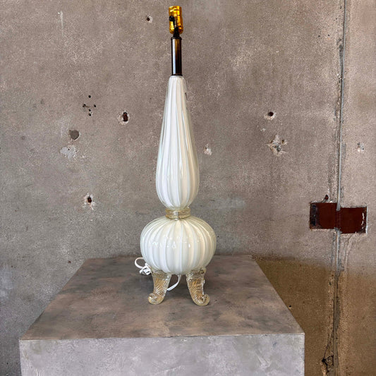 Barovier White Opaline Glass Footed Murano Lamp