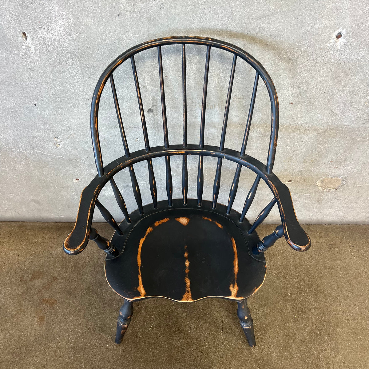 Distressed Vintage Style Windsor Chair