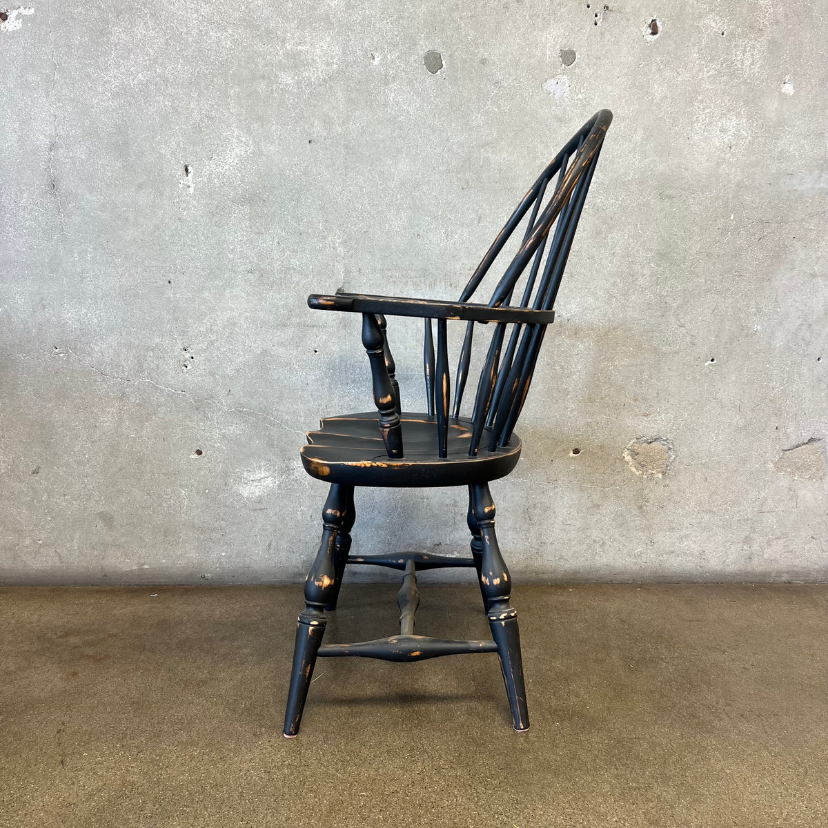 Distressed Vintage Style Windsor Chair