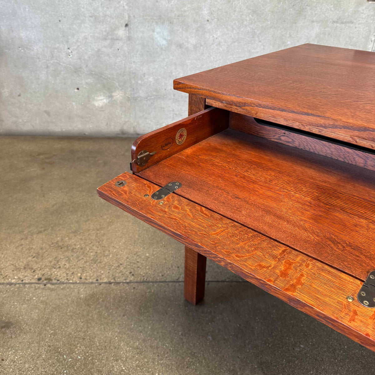 Stickley Arts & Crafts Desk
