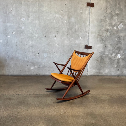 Unique Vintage Chairs, Couches & Seating – Long Beach, CA