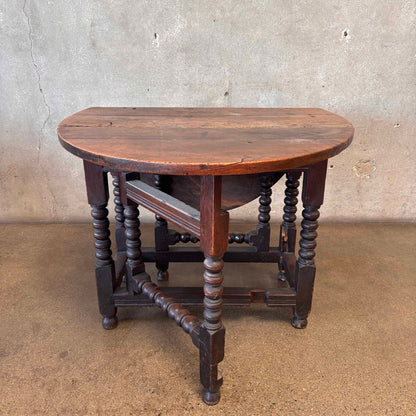 Antique Oval Drop Leaf Table w/Drawer