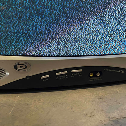 Retro Gaming Color T.V. (19")
