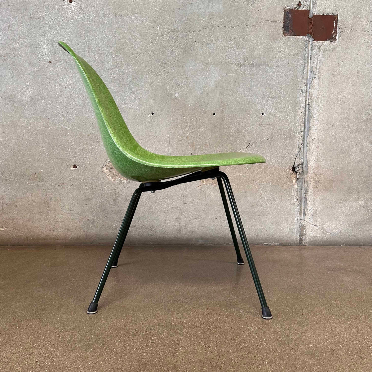 Modernica Shell Chair - Forrest Green LCW X-Base on Green Apple Fiber Base