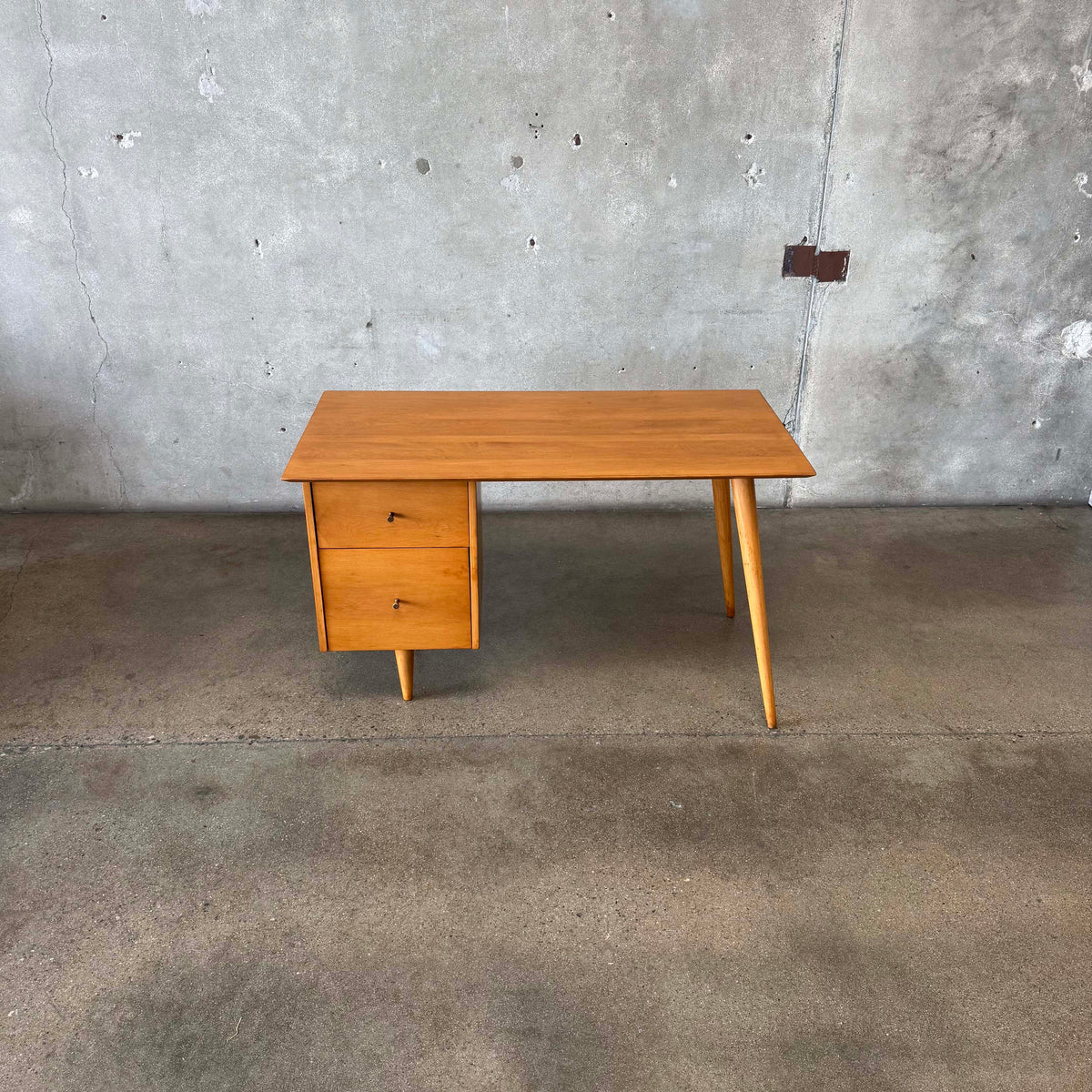 Mid Century Modern Desk by Paul McCobb for Planner Group