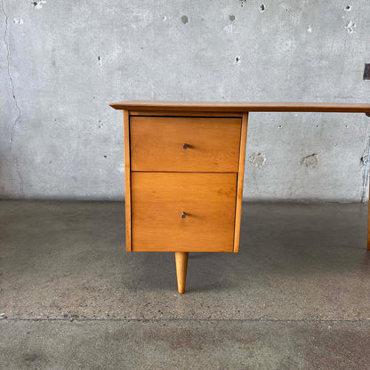 Mid Century Modern Desk by Paul McCobb for Planner Group