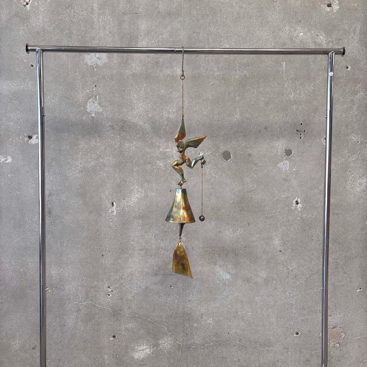 Soleri Bell "Minds of History" w/ Bracket