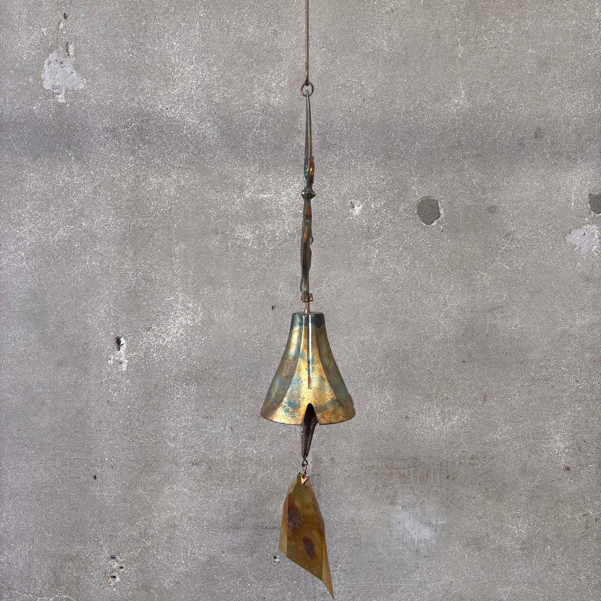 Soleri Bell "Minds of History" w/ Bracket