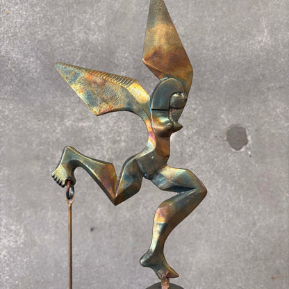 Soleri Bell "Minds of History" w/ Bracket