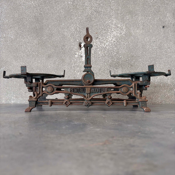 Vintage Cast Iron Scale
