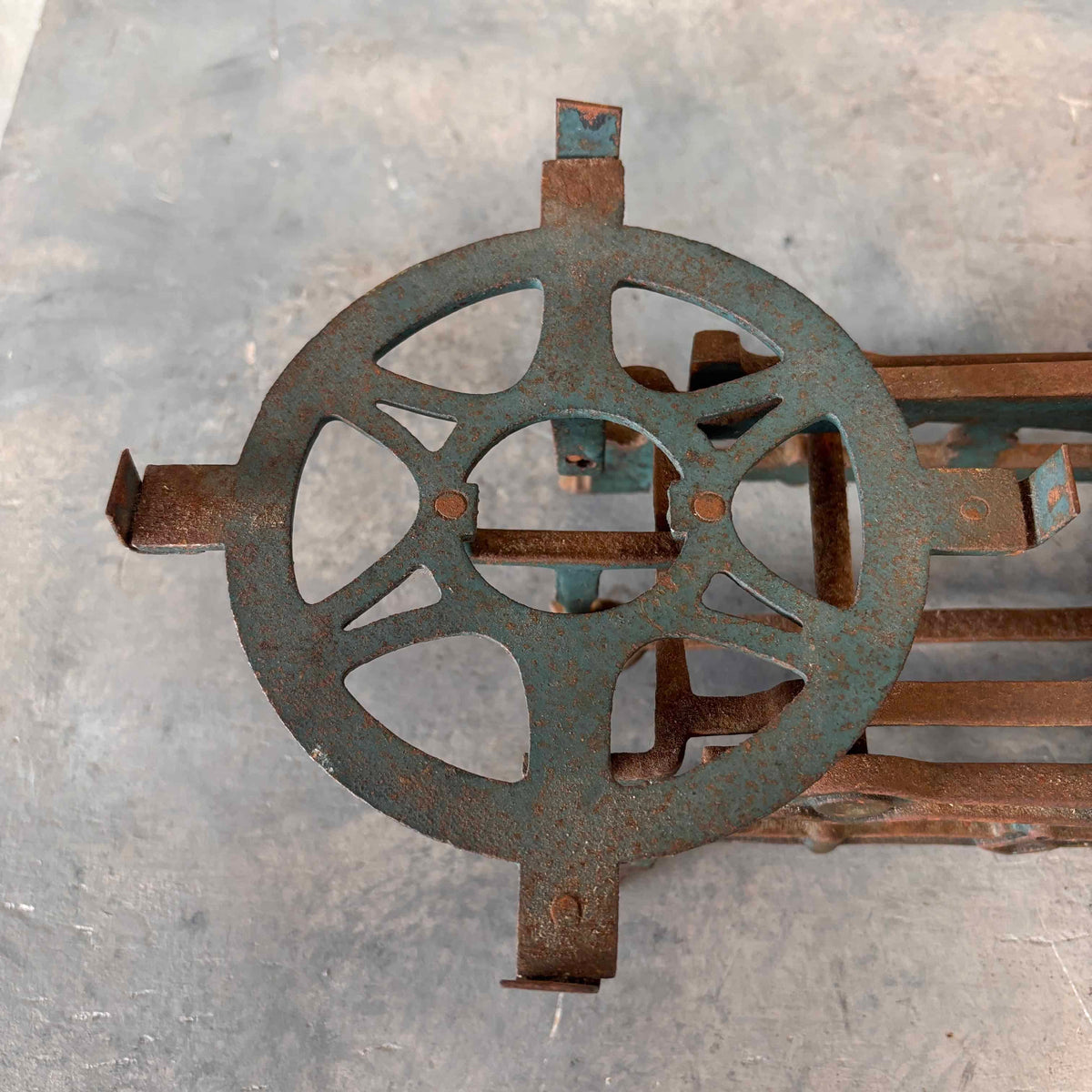 Vintage Cast Iron Scale