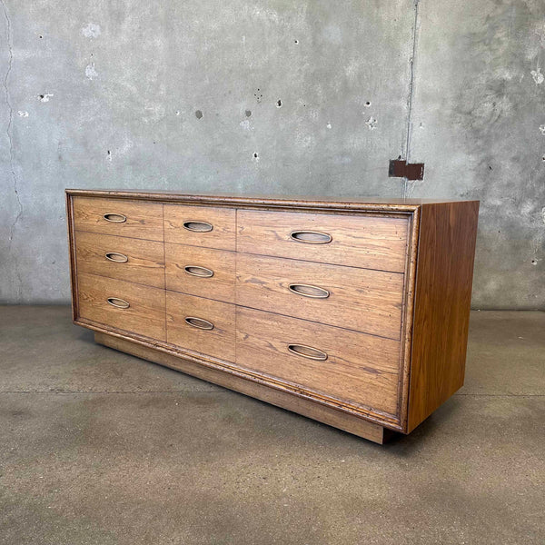 Vintage Henredon Circa 60' Nine Drawer Dresser