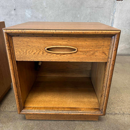 Vintage Henredon Circa 60' Nightstands w/ Original Lighting